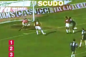 永恒經(jīng)典！范巴斯滕米蘭時期五粒經(jīng)典進(jìn)球！太瀟灑了！