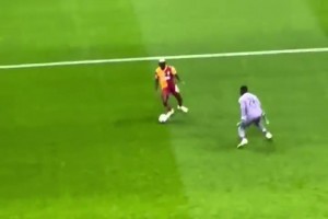 奧納納全場5次力撲賽后當選全場最佳，薩內和奧斯梅恩根本射不進