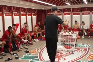 教父！回顧克洛普最后一次更衣室賽后演講：天空才是你們的極限！