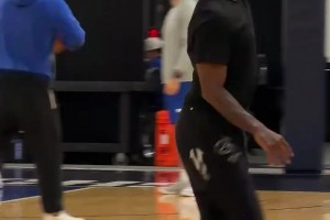 歐文今日訓(xùn)練情況，看起來(lái)好很多了?。∑诖幕貧w??