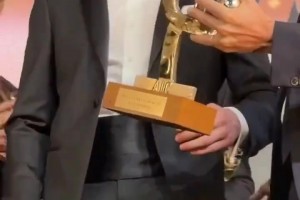 真帥啊??小麥當選AIC賽季最佳球員，眾巨星一同喊出他名字